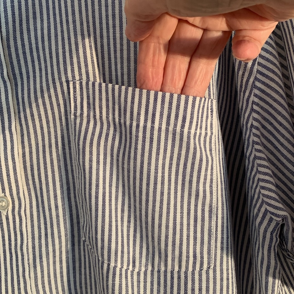 Manhattan Shirtmakers Blue and White Striped Men's Button-Up Shirt EUC - Picture 3 of 7